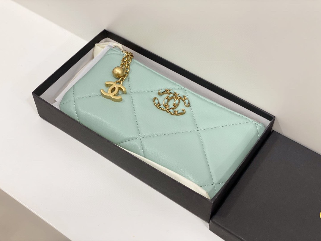 芸能人愛用Chanel シャネル 実物の写真 N品スーパーコピー財布代引き対応国内発送後払い安全必ず届く優良サイト
